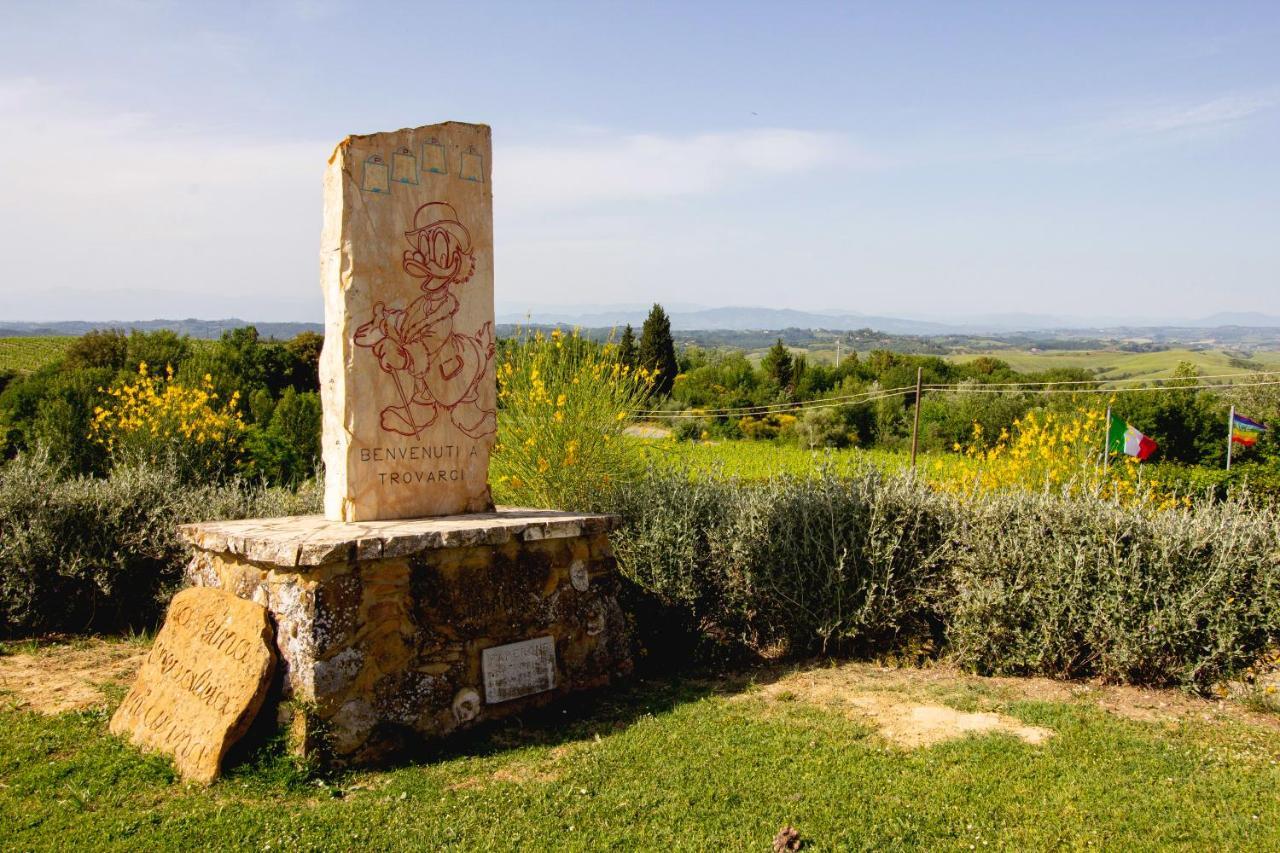 Agriturismo Poggio Pistolese 몬타이오네 외부 사진
