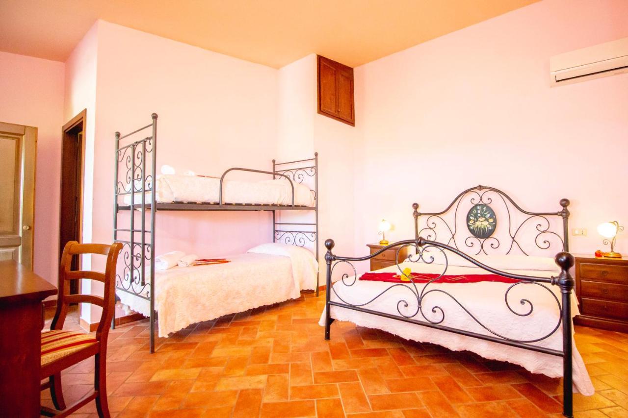 Agriturismo Poggio Pistolese 몬타이오네 외부 사진
