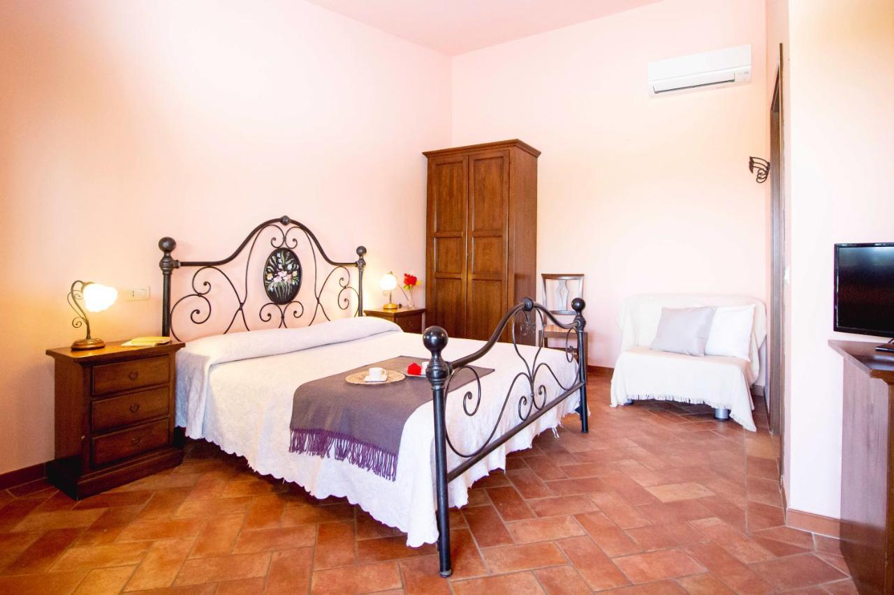 Agriturismo Poggio Pistolese 몬타이오네 외부 사진