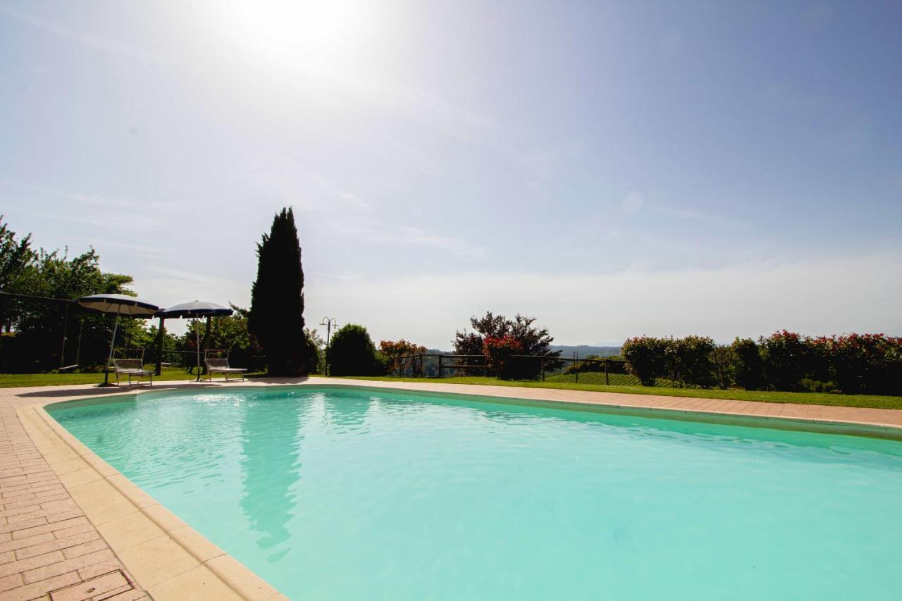 Agriturismo Poggio Pistolese 몬타이오네 외부 사진